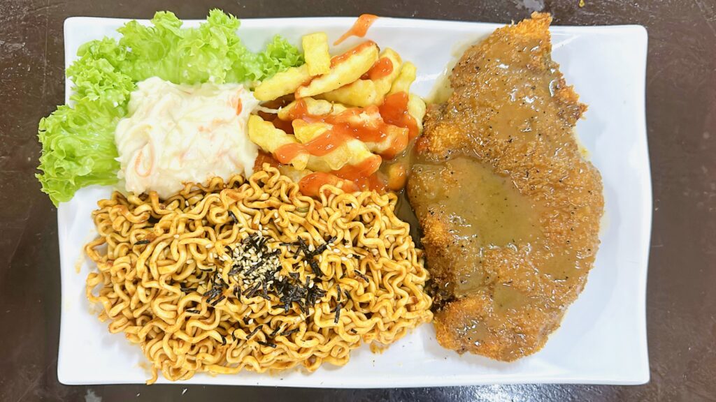 A02 (MG SY CKC) Maggie Samyang Chicken Chop Small